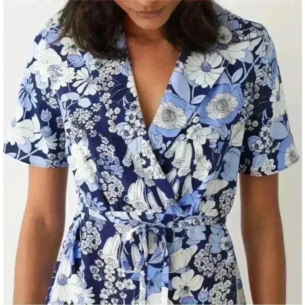 & Other Stories Women Printed Mini Dress EUR40
Blue Floral Short Sleeve worn 1x - Picture 3 of 7